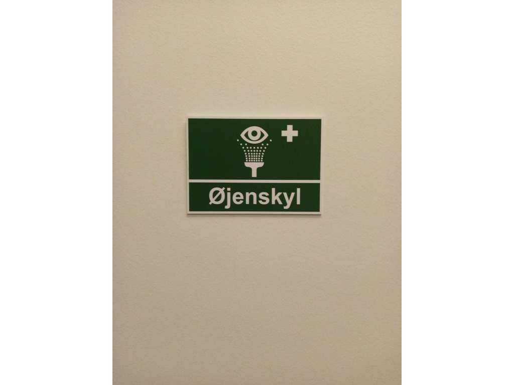Påbudsskilt Øjenskyl