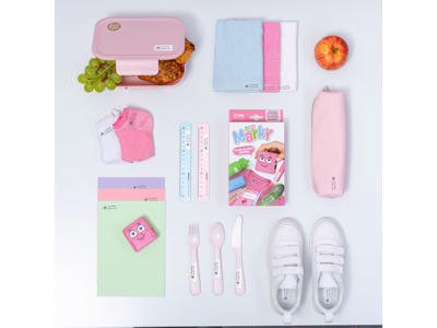 Tøjstempel Marky PInk DIY stempel med sort pude samt skriftsæt med alfabetet og sjove piktogrammer. 