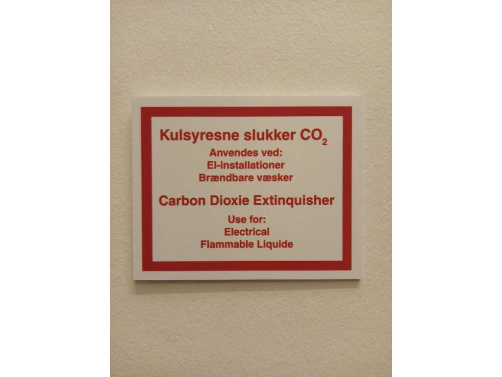 Påbudsskilt Kulsyresne slukker  CO 2